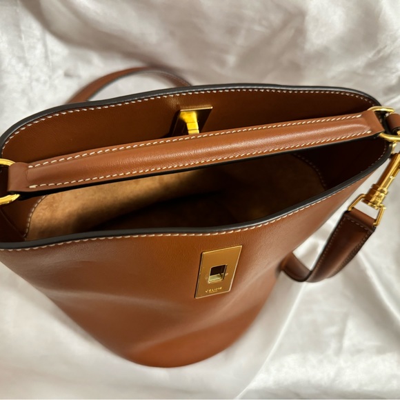 Celine Teen Bucket Bag - Picture 10 of 15